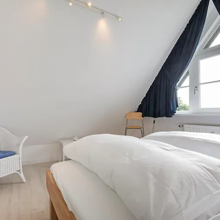 Kaptein Hein Cors App 5 * Веннингштедт