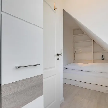 Kaptein Hein Cors App 5 * Веннингштедт